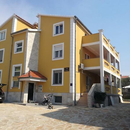Apartments Lili Zadar Exterior foto